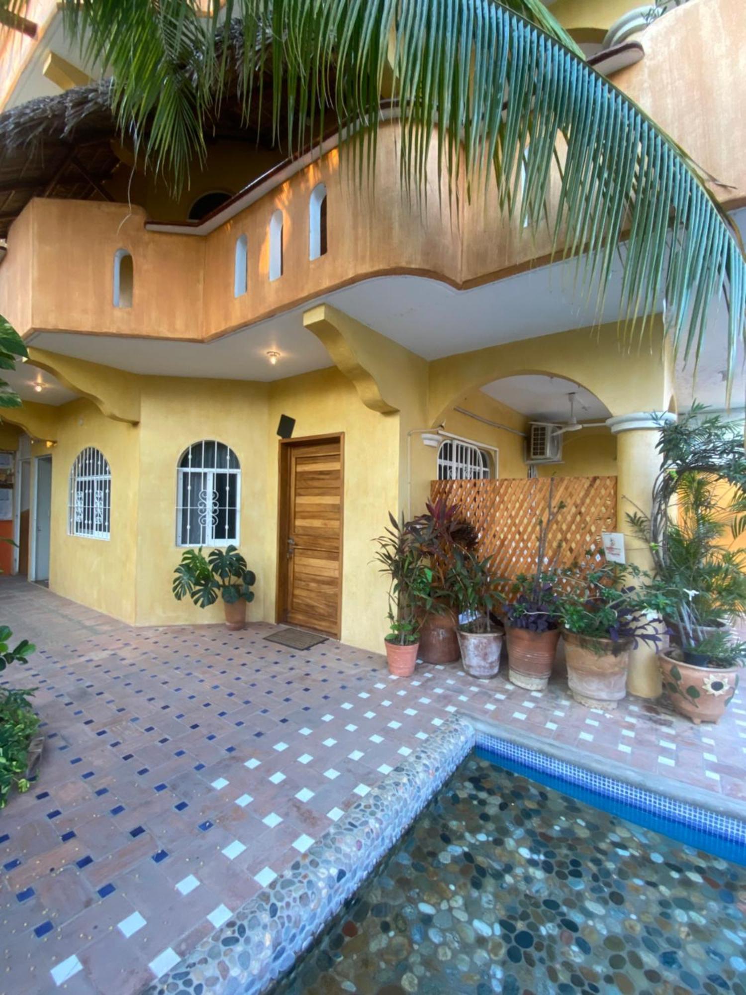 Cielito Lindo Suites Puerto Escondido  Exterior photo